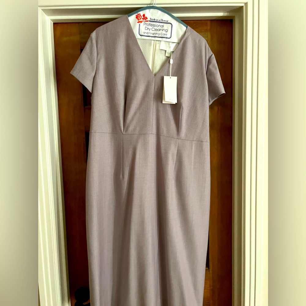 Hugo Boss lavender dress. Size 16. NWT